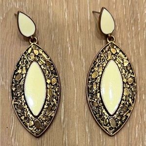 Bronze vintage earrings from Revolve